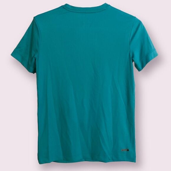 Old Navy Active Boys Short Sleeve Tee Shirt - Picture 2 of 4